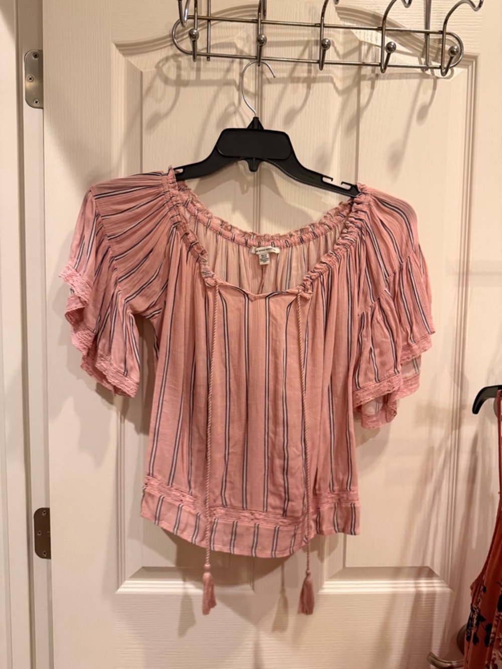 XS American Eagle Women’s Pink Striped Peasant Blouse with Tassel Tie